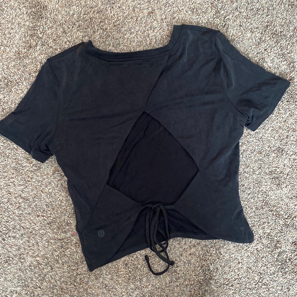 Lululemon Cut Out Shirt